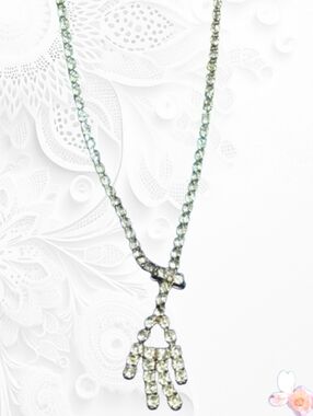 Vintage Opera Length Rhinestone Necklace 37" Silver Tone Drop Pendant 909